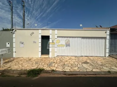 Casa com 3 Quartos para alugar, 141m² no Conjunto Manoel Mendes, Uberaba