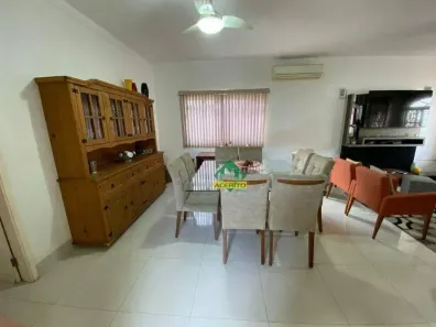 Imóvel Comercial com 3 Quartos à venda, 185m² no Jardim Sumaré, Araçatuba