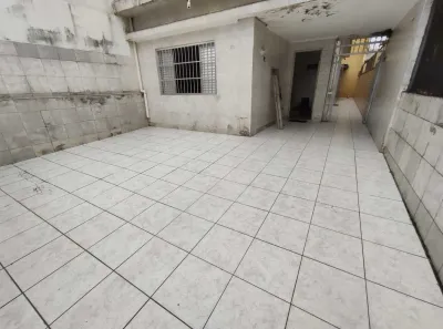 Casa com 2 Quartos para alugar, 100m² no Boqueirão, Praia Grande