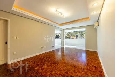 Apartamento com 3 Quartos à venda, 137m² no Passo da Areia, Porto Alegre