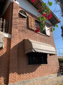 Casa com 4 Quartos à venda, 254m² no Embuema, Embu das Artes