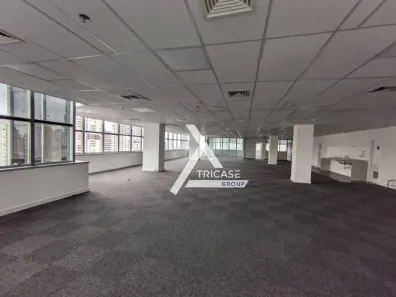 Prédio Comercial para alugar, 1338m² no Jardim das Acácias, São Paulo