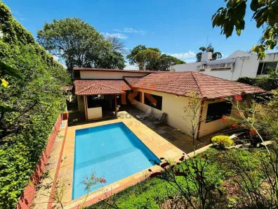 Casa com 4 Quartos à venda, 241m² no Bandeirantes (Pampulha), Belo Horizonte