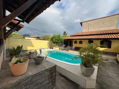 Casa com 4 Quartos à venda, 222m² no Centro, Maricá