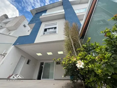 Sobrado com 3 Quartos à venda, 230m² no Villa Verde, Franco da Rocha