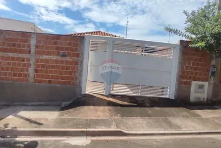 Casa com 2 Quartos para alugar, 45m² no Jardim Manoel Scalfi, Lins