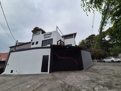 Sala Comercial para venda ou aluguel, 468m² no Monção, Taubaté