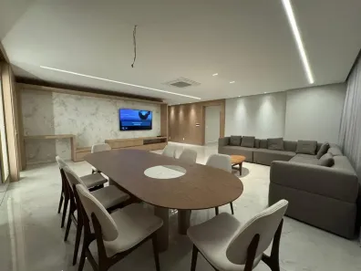 Apartamento com 3 Quartos para alugar, 204m² no Jardim Goiás, Goiânia