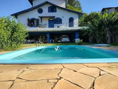 Fazenda/Sítio com 4 Quartos à venda, 215m² no Jardim Santa Cecília, Pindamonhangaba