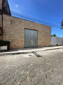 Galpão/Depósito/Armazém à venda, 240m² no Monte Alegre, Camboriú