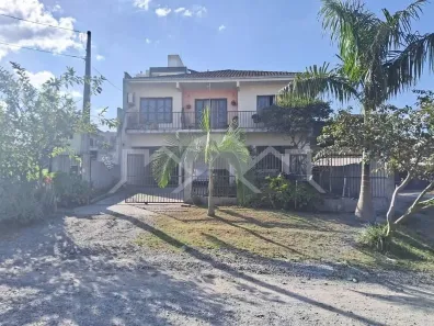 Casa com 8 Quartos à venda, 250m² no Costa e Silva, Joinville