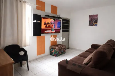 Apartamento com 2 Quartos à venda, 44m² no Mansour, Uberlândia