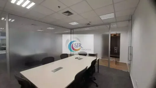 Sala Comercial para alugar, 258m² no Vila Olímpia, São Paulo