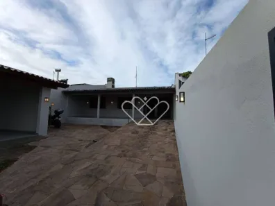 Casa com 3 Quartos à venda, 150m² no Sagrada Família, Gravataí