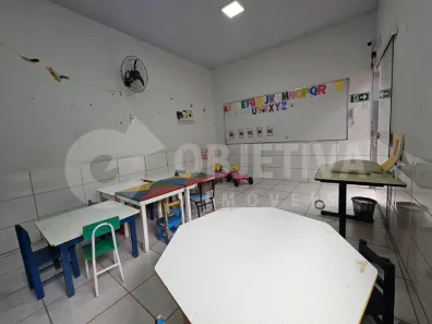 Sala Comercial para alugar, 34m² no Saraiva, Uberlândia