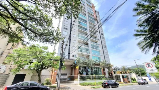 Apartamento com 3 Quartos para alugar, 114m² no América, Joinville