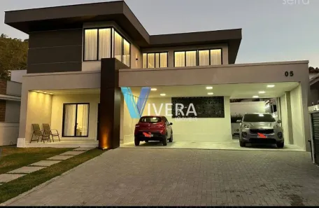 Casa com 4 Quartos à venda, 267m² no Albuquerque, Teresópolis