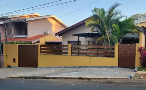 Casa de Condomínio com 4 Quartos para alugar, 253m² no Caminhos de San Conrado (Sousas), Campinas