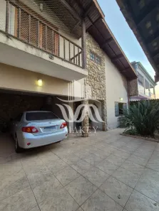 Sobrado com 3 Quartos à venda, 315m² no Vila Aeroporto, Campinas