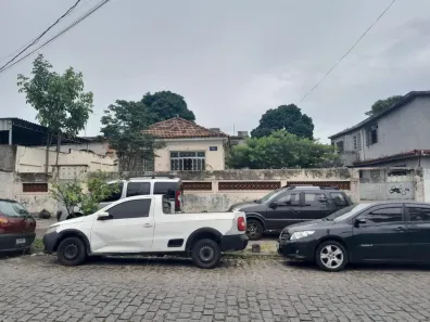 Casa com 2 Quartos à venda, 300m² no Marechal Hermes, Rio de Janeiro