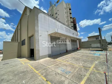 Ponto Comercial para alugar, 810m² no Vila Teixeira, Campinas