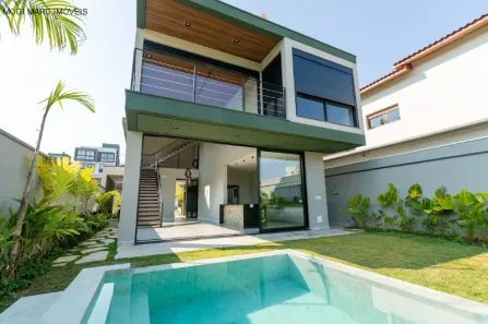 Casa de Condomínio com 3 Quartos à venda, 250m² no Cézar de Souza, Mogi das Cruzes
