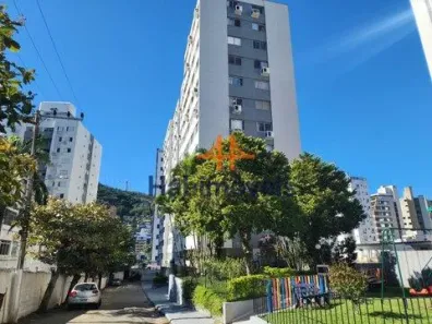 Apartamento com 2 Quartos à venda, 48m² no Centro, Florianópolis