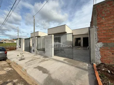 Casa com 3 Quartos à venda, 67m² no Jardim Rivello, Ibiporã