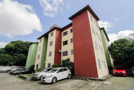 Apartamento com 2 Quartos para alugar, 42m² no Antônio Bezerra, Fortaleza