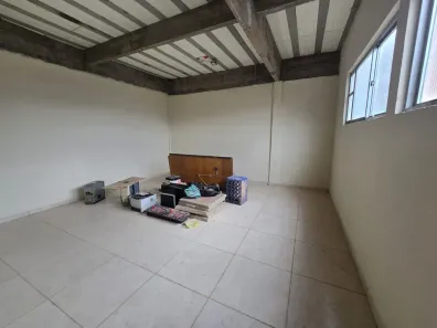 Ponto Comercial para alugar, 80m² no Mosela, Petrópolis