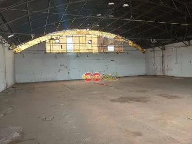 Galpão/Depósito/Armazém à venda, 750m² no Jardim de Lucca, Itatiba