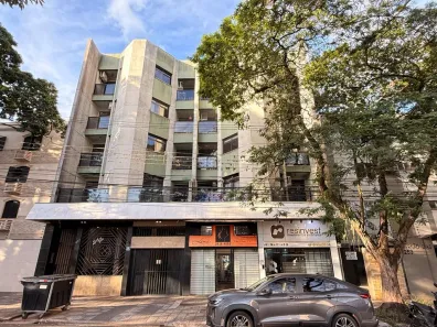 Apartamento com 3 Quartos para alugar, 92m² no Zona 04, Maringá