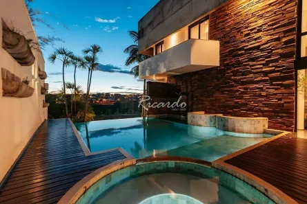Casa de Condomínio com 4 Quartos à venda, 500m² no Jardins Munique, Goiânia
