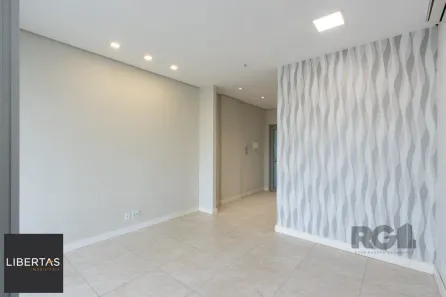 Sala Comercial à venda, 32m² no São Geraldo, Porto Alegre