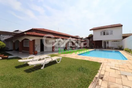 Casa com 3 Quartos à venda, 210m² no Parque Balneário Oasis, Peruíbe