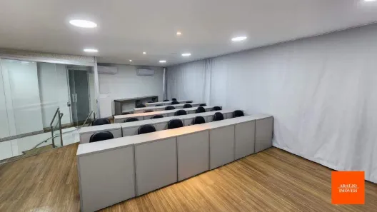 Prédio Comercial para alugar, 200m² no Funcionários, Belo Horizonte