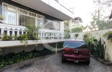 Sobrado com 3 Quartos à venda, 150m² no Jardim Teresa, São Paulo