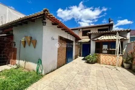 Casa com 4 Quartos à venda, 240m² no Olaria, Canoas