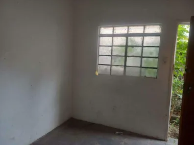 Casa com 2 Quartos à venda, 200m² no Santa Efigênia, Belo Horizonte