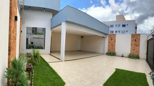 Casa com 3 Quartos à venda, 215m² no Novo Mundo, Uberlândia