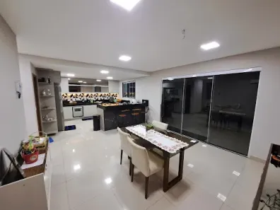 Casa com 3 Quartos à venda, 215m² no Planície da Serra, Serra