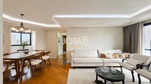 Apartamento com 2 Quartos à venda, 101m² no Centro, Curitiba