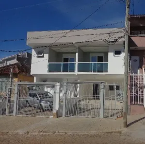 Casa com 3 Quartos para alugar, 208m² no Vila Ipiranga, Porto Alegre
