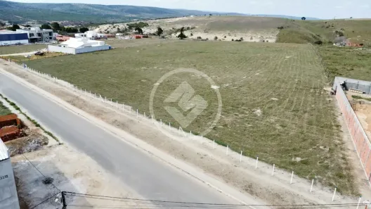 Lote/Terreno à venda, 46000m² no Loteamento Novo Horizonte, Jaguaquara