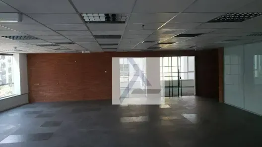 Sala Comercial para alugar, 275m² no Vila Olímpia, São Paulo