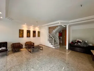 Casa de Condomínio com 4 Quartos à venda, 200m² no Embaré, Santos