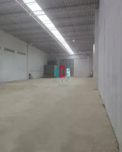 Galpão/Depósito/Armazém para alugar, 360m² no Guaratiba, Rio de Janeiro