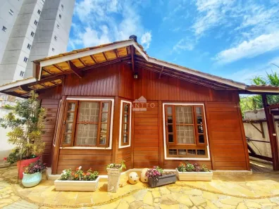 Casa com 3 Quartos à venda, 158m² no Aeroporto, Juiz de Fora