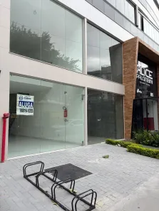 Ponto Comercial para alugar, 50m² no Jardim Camburi, Vitória