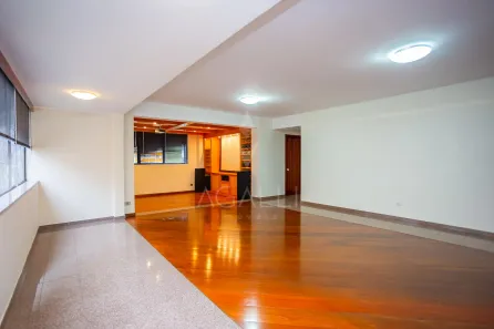Apartamento com 4 Quartos à venda, 219m² no Bigorrilho, Curitiba